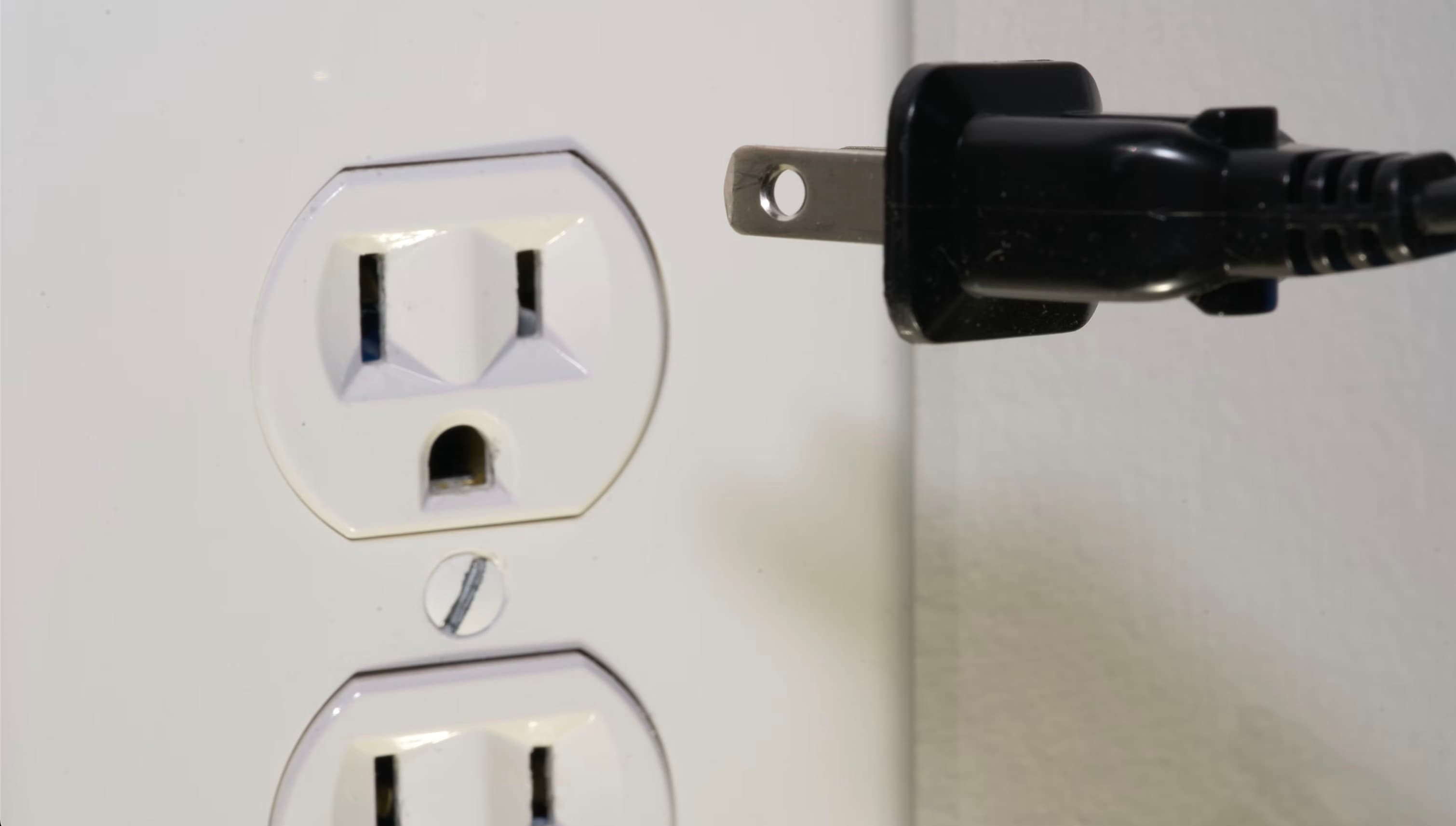 Wi-Fi Friendly Spots with Outlets