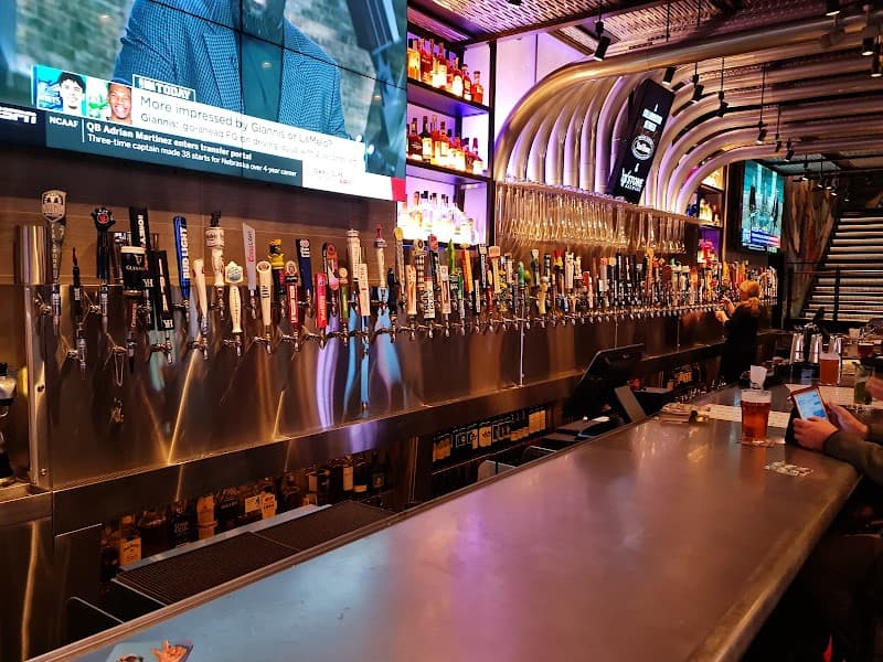 Yard House
